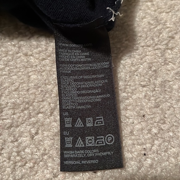 Tommy Hilfiger Long Sleeve Sweater - V-Neck - Picture 4 of 5